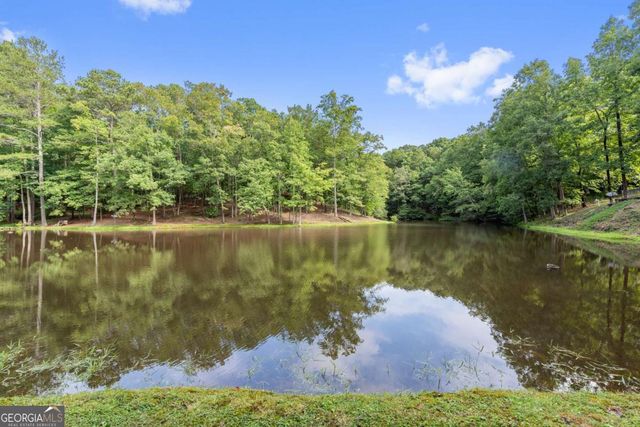140 J R Road NE, Cartersville, GA 30121