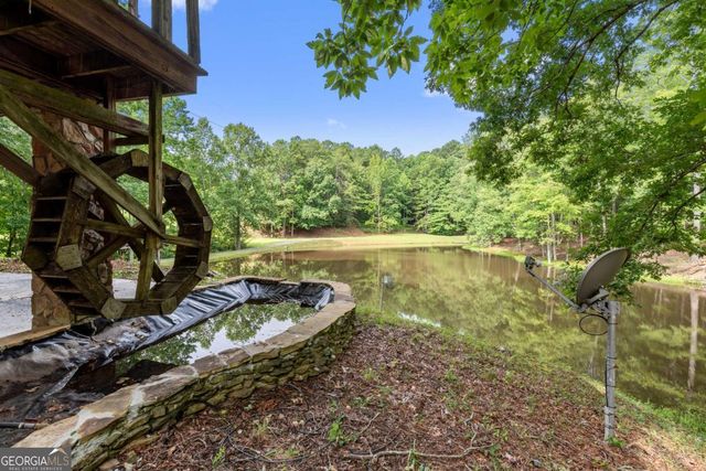 140 J R Road NE, Cartersville, GA 30121
