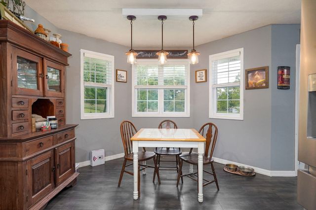 451 S 11th Street, Ozark, MO 65721