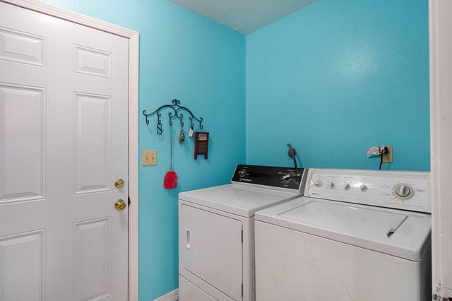 451 S 11th Street, Ozark, MO 65721