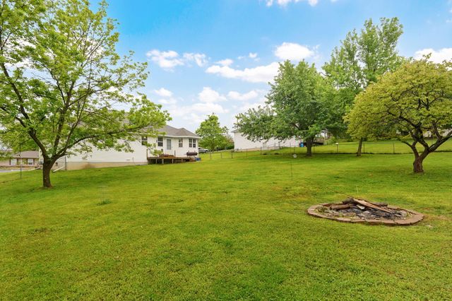 451 S 11th Street, Ozark, MO 65721