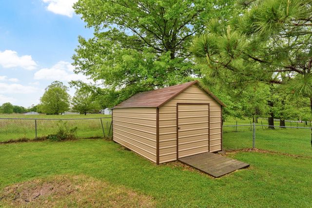 451 S 11th Street, Ozark, MO 65721
