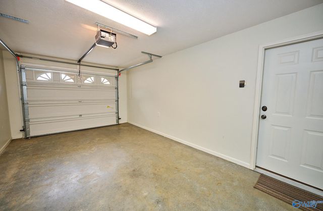 139 Canterbury Circle, Athens, AL 35611