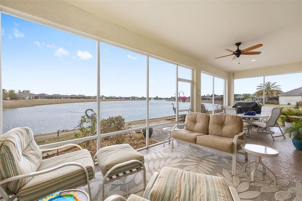 Image 2 of property listing at 9299 SW 66TH LOOP, Ocala, FL 34481