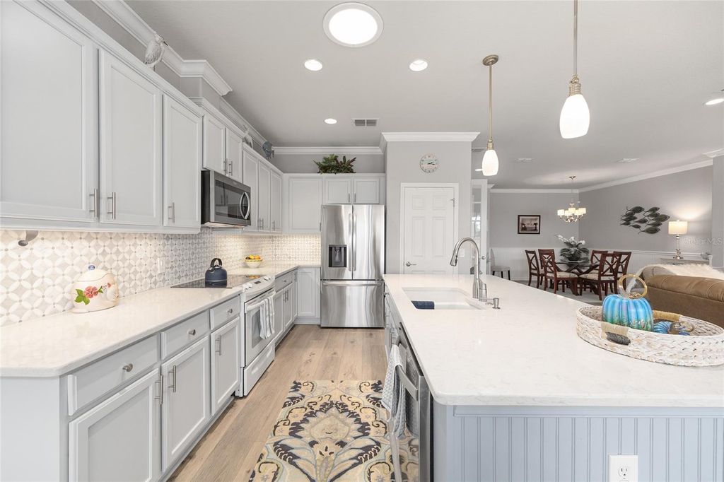 Image 25 of property listing at 9299 SW 66TH LOOP, Ocala, FL 34481