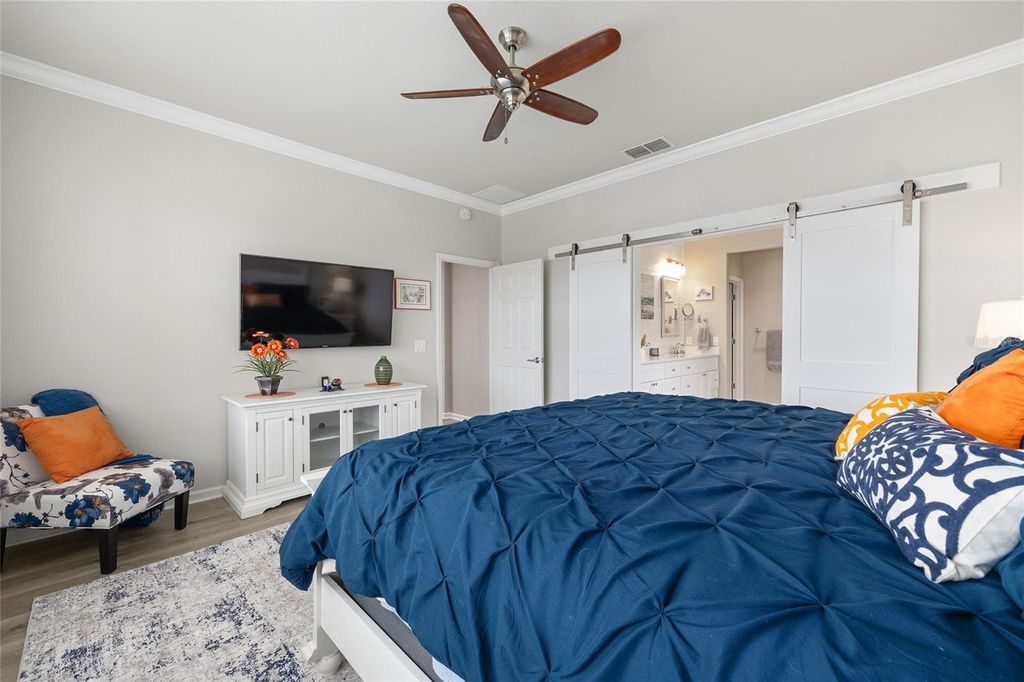 Image 31 of property listing at 9299 SW 66TH LOOP, Ocala, FL 34481