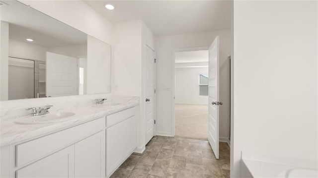 43 Weymouth Drive, Locust Grove, GA 30248