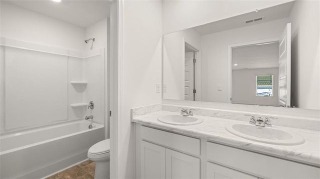 43 Weymouth Drive, Locust Grove, GA 30248