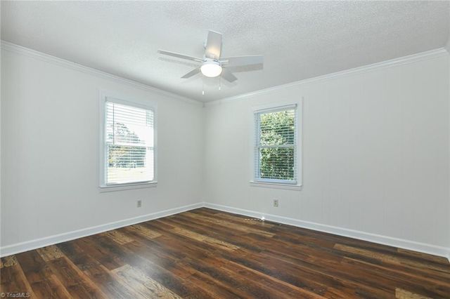 2714 Richard Street, Greensboro, NC 27405