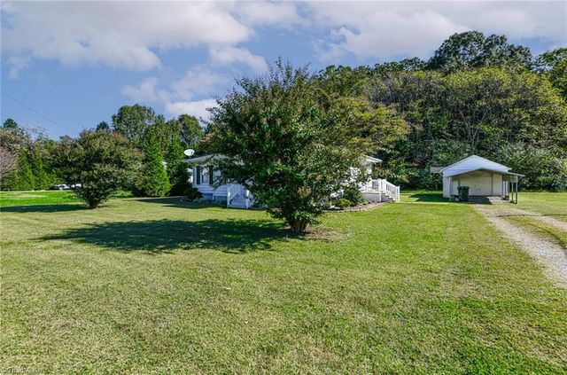 2714 Richard Street, Greensboro, NC 27405