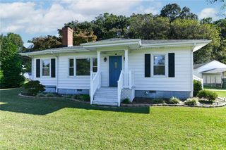 2714 Richard Street, Greensboro, NC 27405