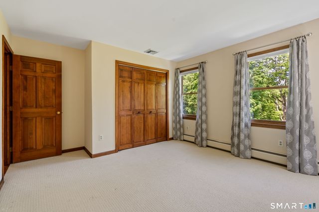 674 Middle Road Turnpike, Woodbury, CT 06798