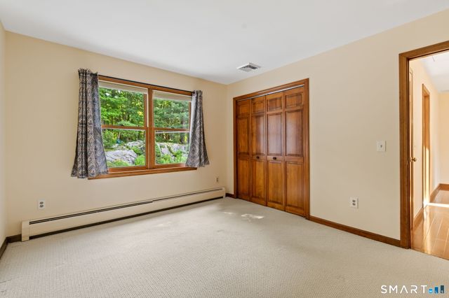 674 Middle Road Turnpike, Woodbury, CT 06798