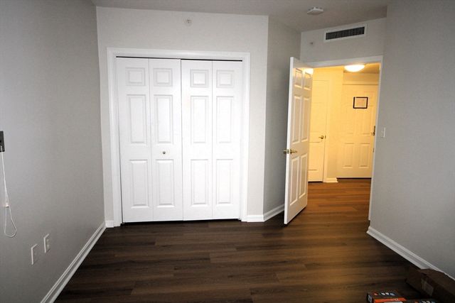110 Dillingham Ave 214, Falmouth, MA 02540