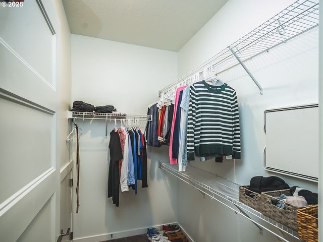 2116 N 3RD Way, Ridgefield, WA 98642