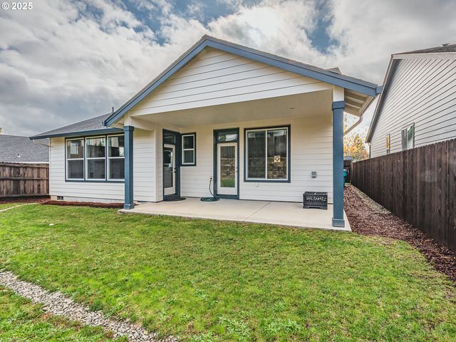 2116 N 3RD Way, Ridgefield, WA 98642