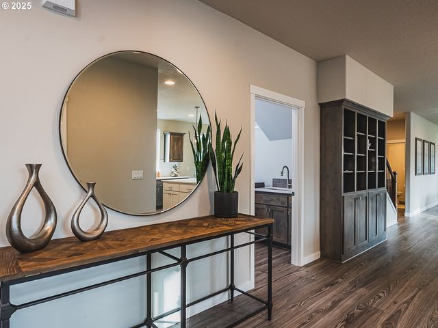 2116 N 3RD Way, Ridgefield, WA 98642