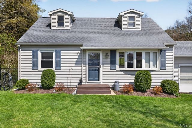 101 Broadmoor Drive, Camillus, NY 13031