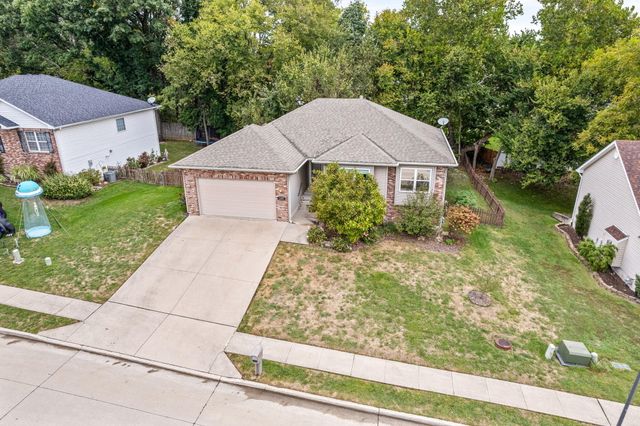 4405 RAINBOW TROUT DR, Columbia, MO 65203