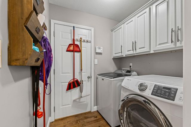 4405 RAINBOW TROUT DR, Columbia, MO 65203