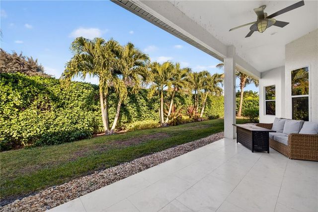 24920 Divot DR, Bonita Springs, FL 34135