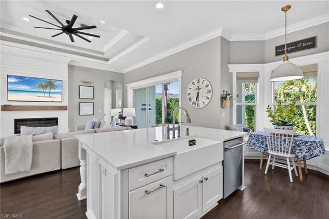24920 Divot DR, Bonita Springs, FL 34135