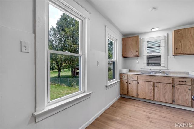 10525 Hobday Avenue, St Ann, MO 63074