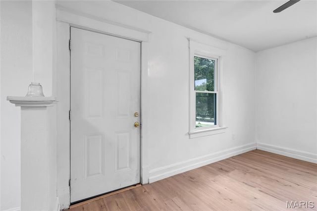 10525 Hobday Avenue, St Ann, MO 63074