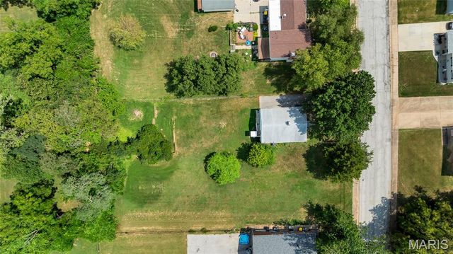 10525 Hobday Avenue, St Ann, MO 63074