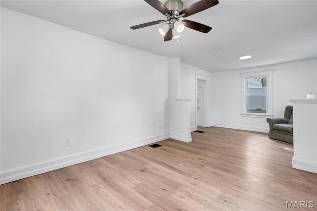10525 Hobday Avenue, St Ann, MO 63074