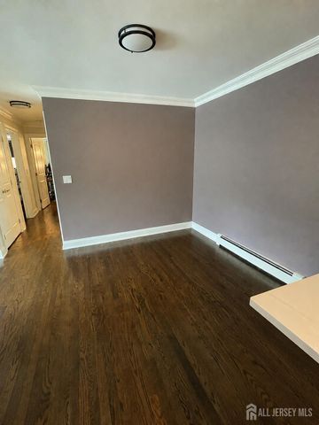 915 N Cricket Lane, Woodbridge Proper, NJ 07095