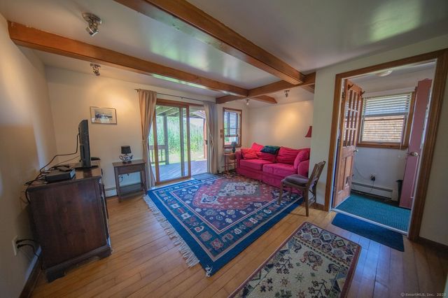 108 School Street, Groton, CT 06355