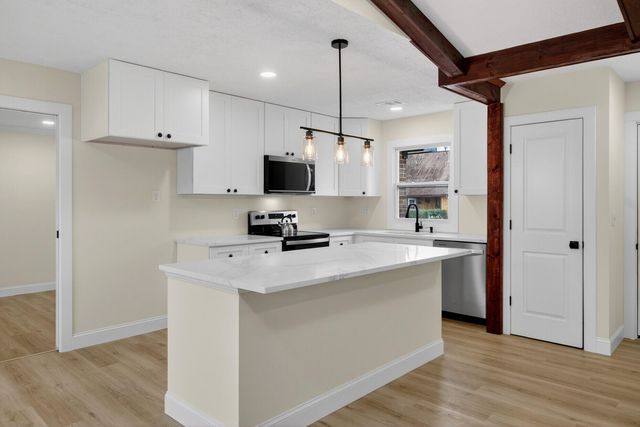 215 Horseshoe Drive, Goose Creek, SC 29445