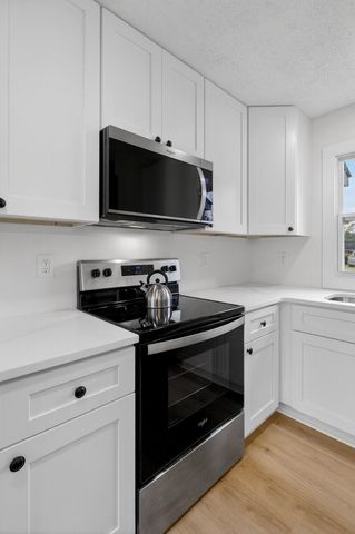 215 Horseshoe Drive, Goose Creek, SC 29445