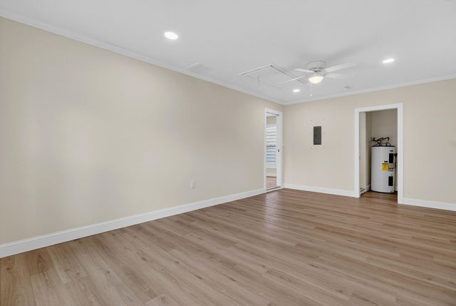 215 Horseshoe Drive, Goose Creek, SC 29445