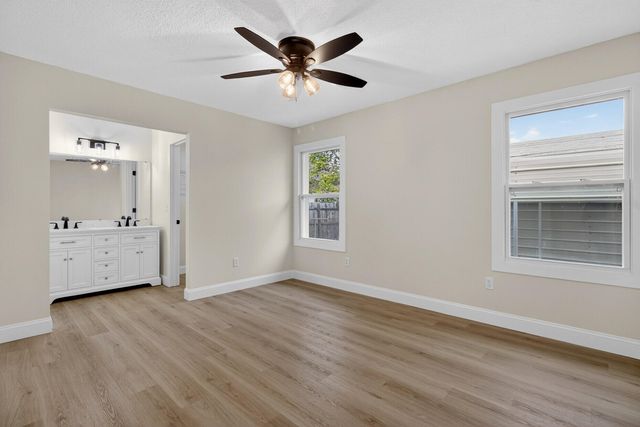 215 Horseshoe Drive, Goose Creek, SC 29445