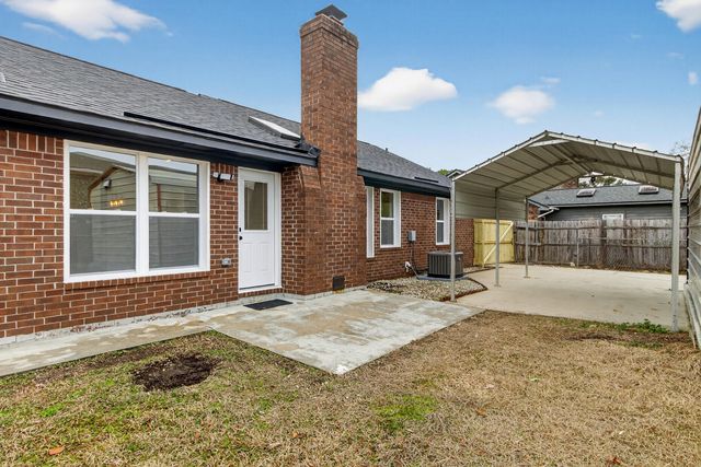 215 Horseshoe Drive, Goose Creek, SC 29445