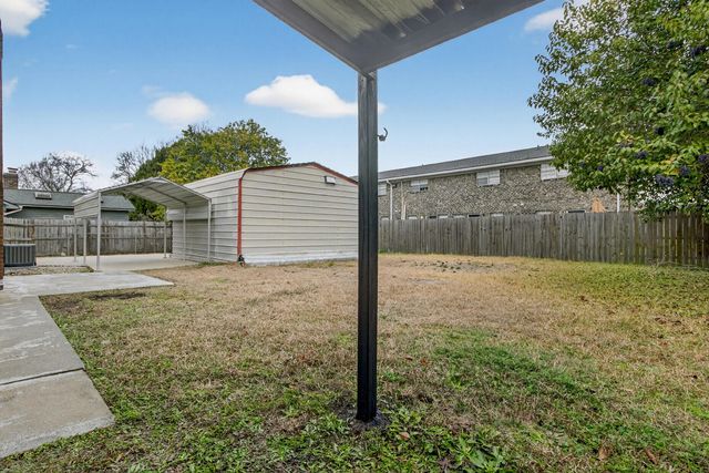 215 Horseshoe Drive, Goose Creek, SC 29445