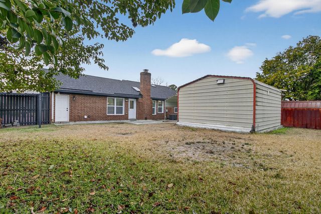 215 Horseshoe Drive, Goose Creek, SC 29445