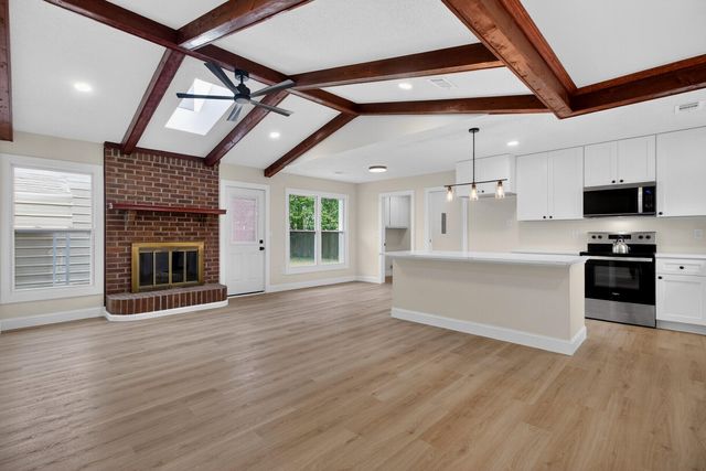 215 Horseshoe Drive, Goose Creek, SC 29445