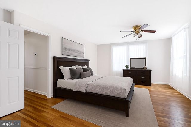 6710 RED JACKET RD, Springfield, VA 22152