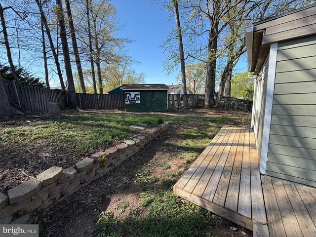 6710 RED JACKET RD, Springfield, VA 22152