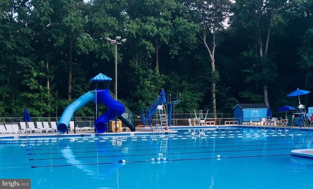 6710 RED JACKET RD, Springfield, VA 22152