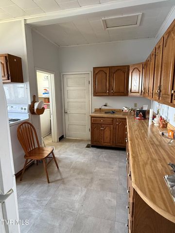 16702 Wise Street, Saint Paul, VA 24283