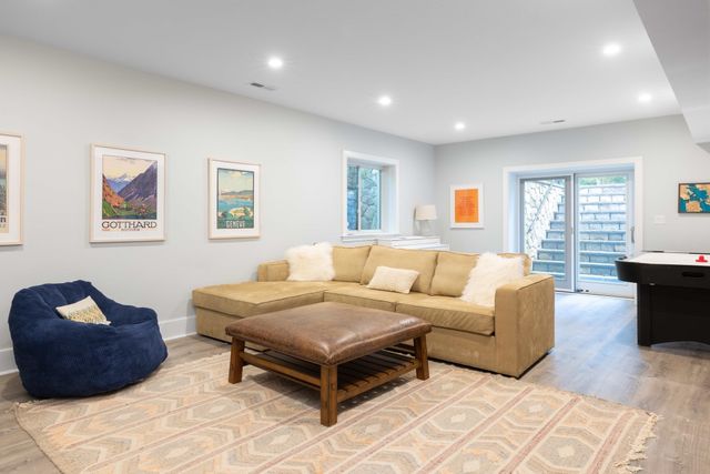 119 Norwood Ave 119, Newton, MA 02460