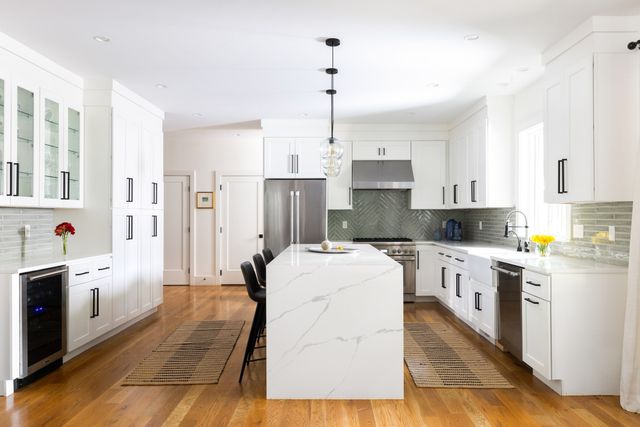 119 Norwood Ave 119, Newton, MA 02460