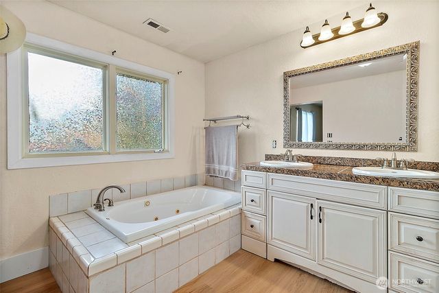 34631 SE 268th Place, Ravensdale, WA 98051