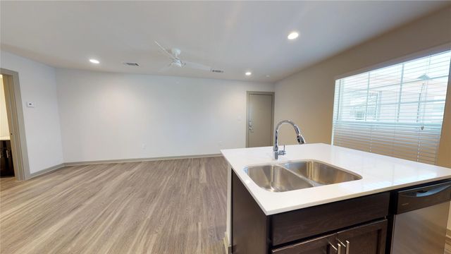 6304 Prospect Avenue 108, Dallas, TX 75214