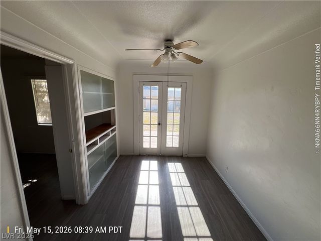 229 Circle Drive, Las Vegas, NV 89101