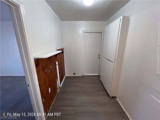 229 Circle Drive, Las Vegas, NV 89101